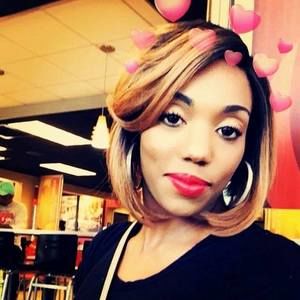 Meet your Posher, Ebony